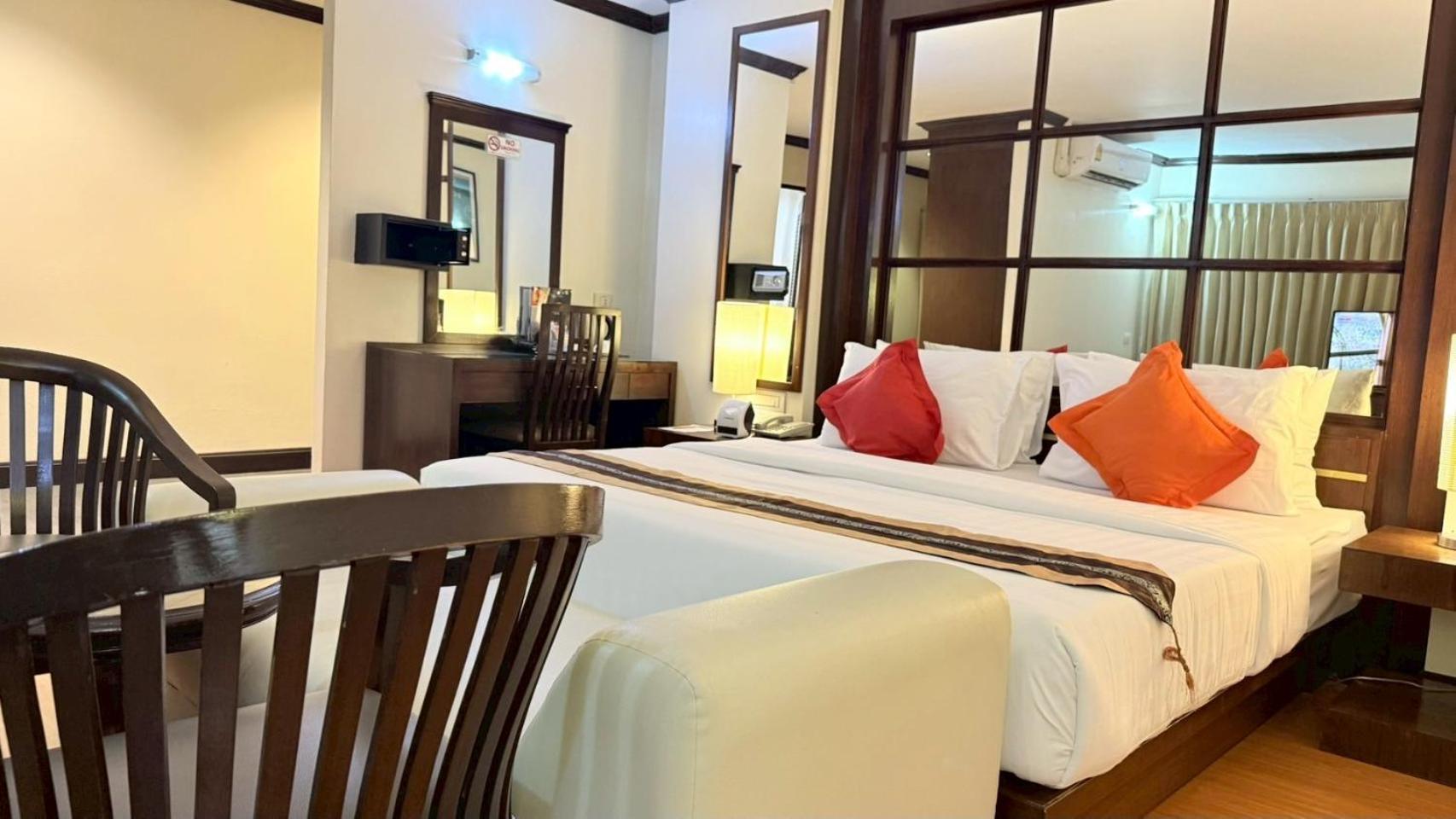 Grand Business Inn Bangkok Eksteriør billede