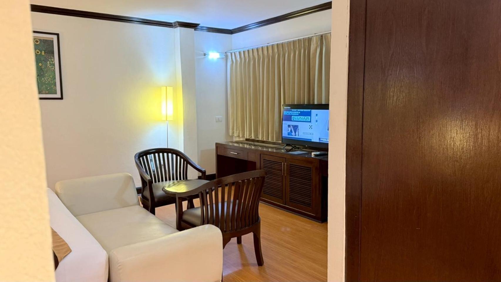 Grand Business Inn Bangkok Eksteriør billede