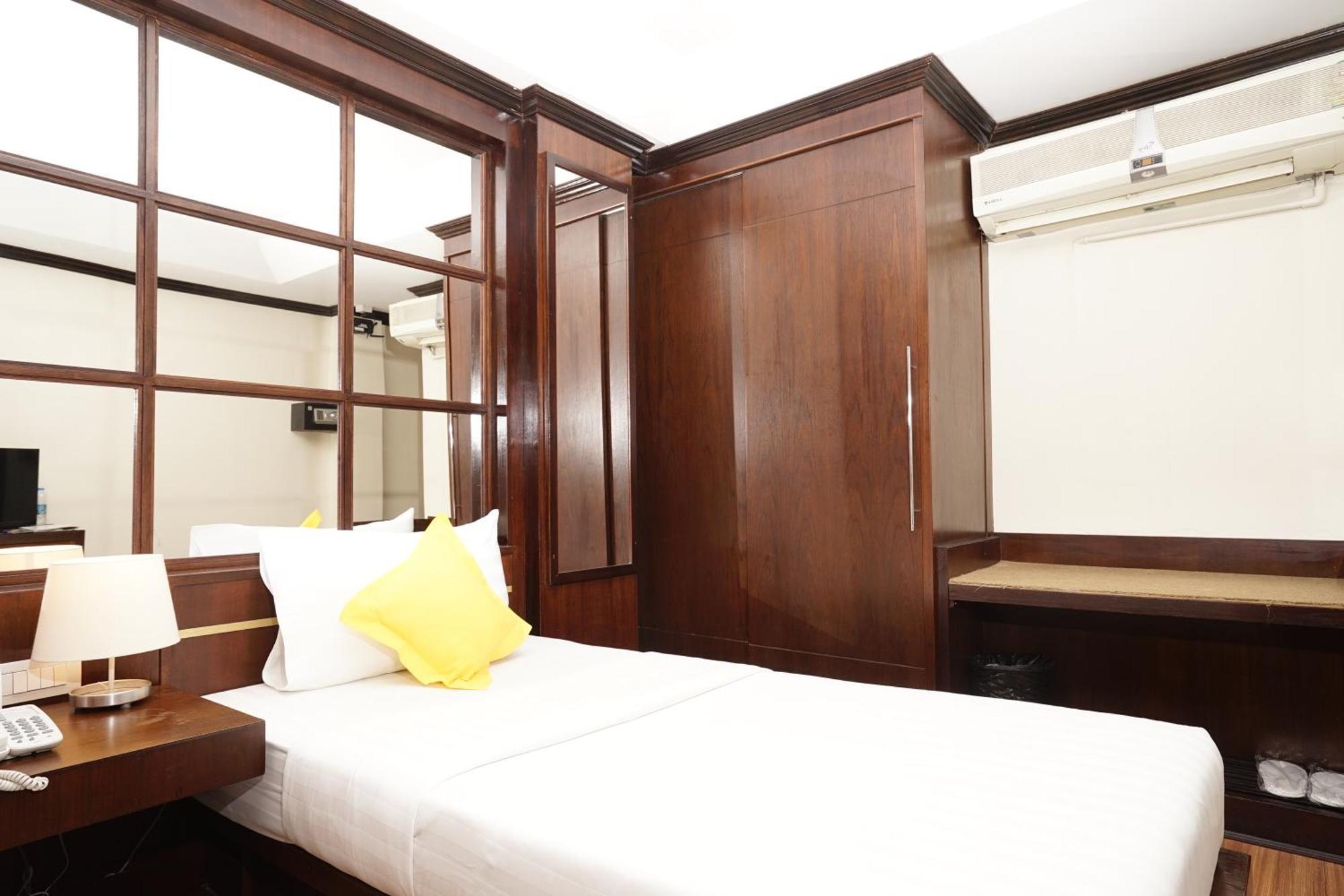 Grand Business Inn Bangkok Eksteriør billede