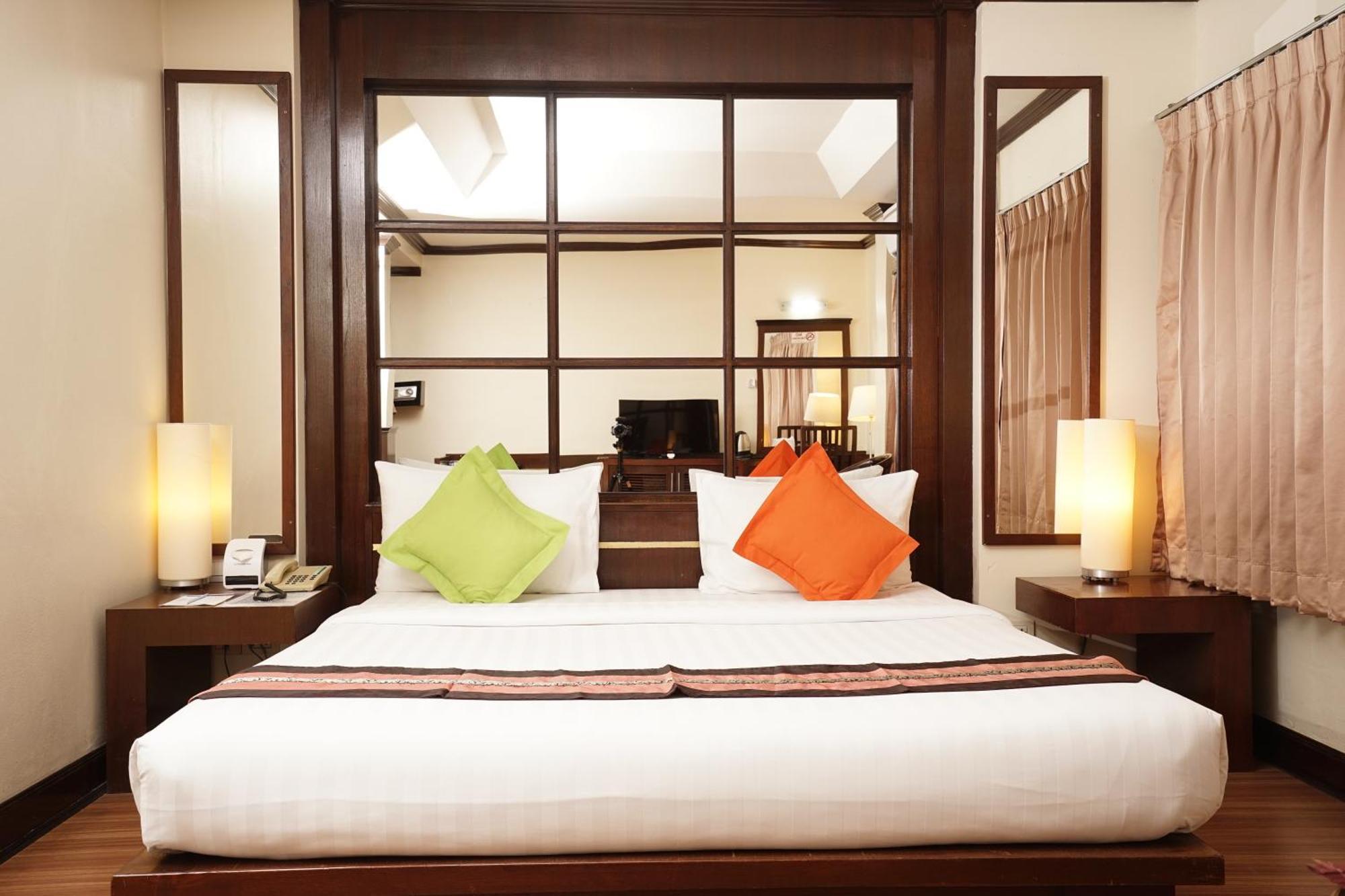 Grand Business Inn Bangkok Eksteriør billede