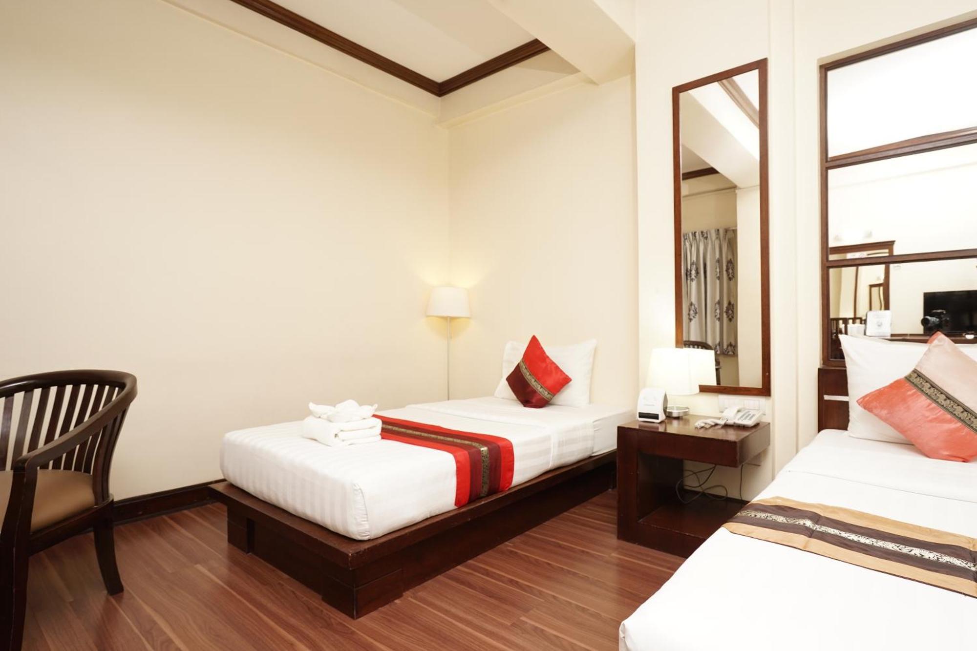 Grand Business Inn Bangkok Eksteriør billede