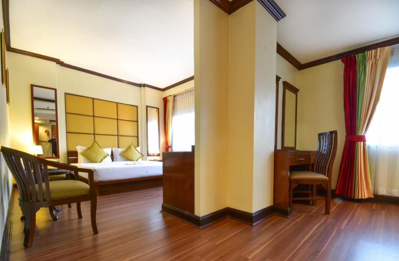 Grand Business Inn Bangkok Eksteriør billede